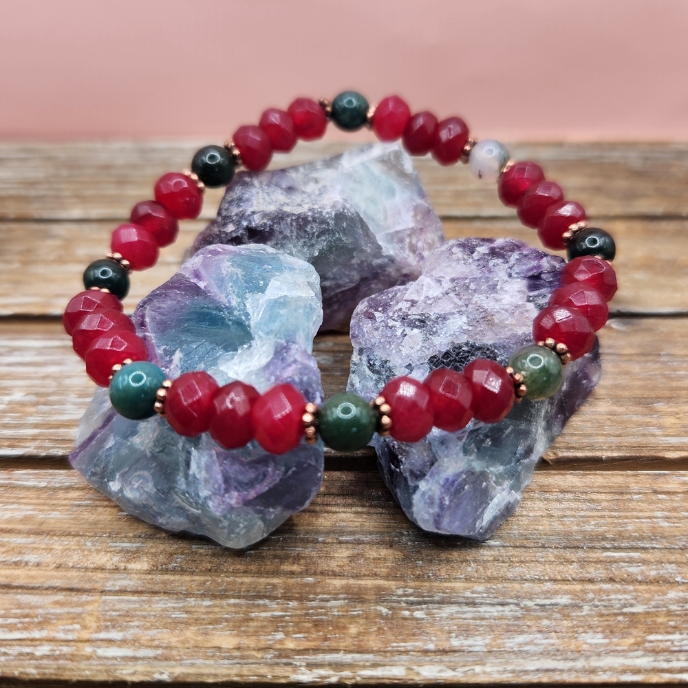 Red Jade, Moss Agate, and Copper Beaded Beacelet